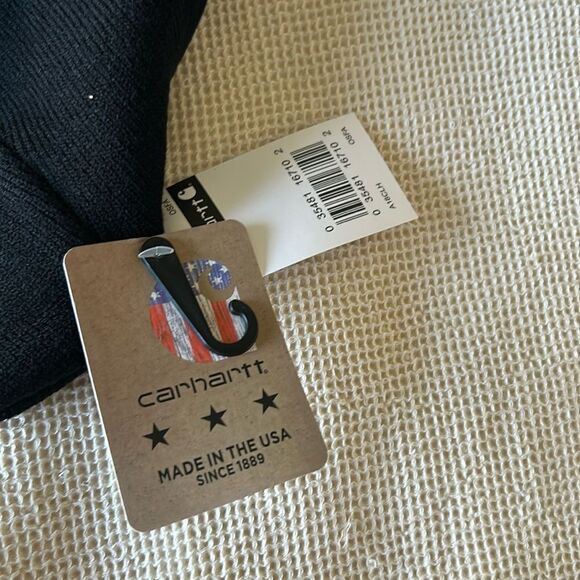 Carhartt Black Knit Hat/Beanie with Logo Patch one size NWT - Picture 5 of 6